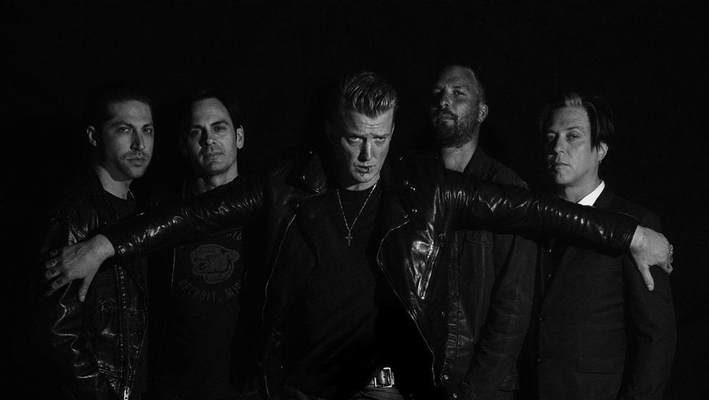 QOTSA 2017 `Villains`Promo mit Bild von Andreas Neumann