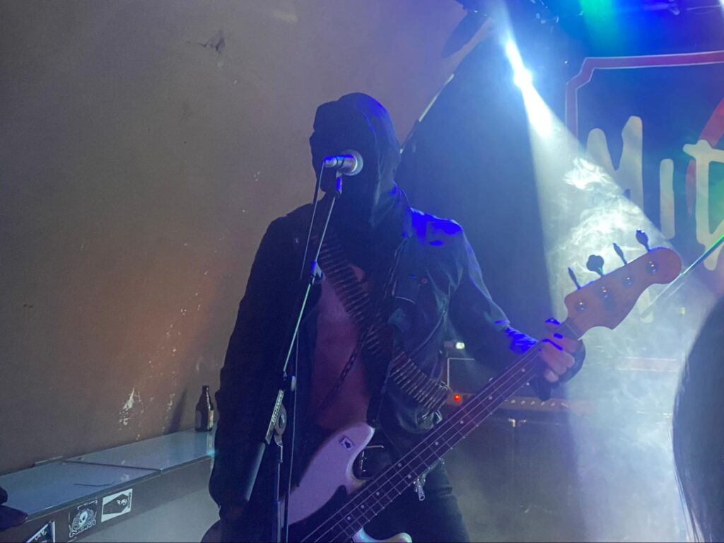 Athenar von der Band Midnight auf der Bühne